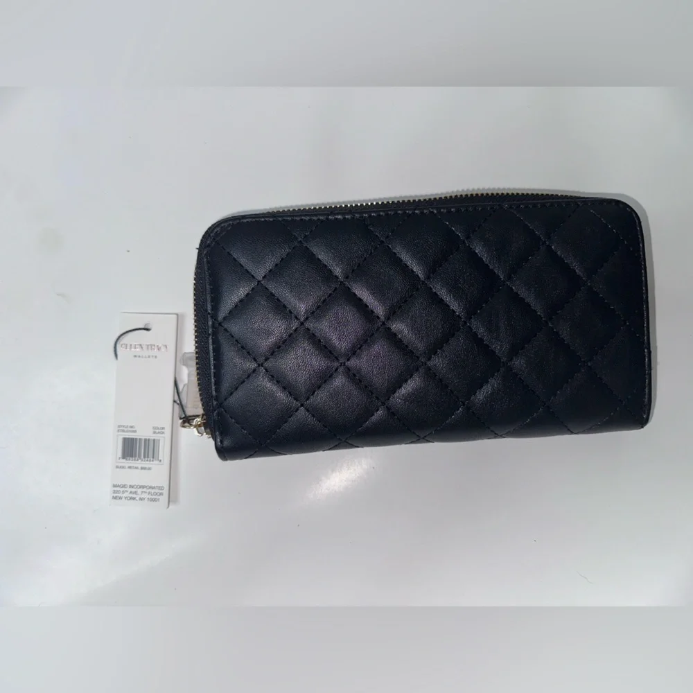 Ellen Tracy Black Wallet The Quilted Collection NWT - Picture 3 of 3